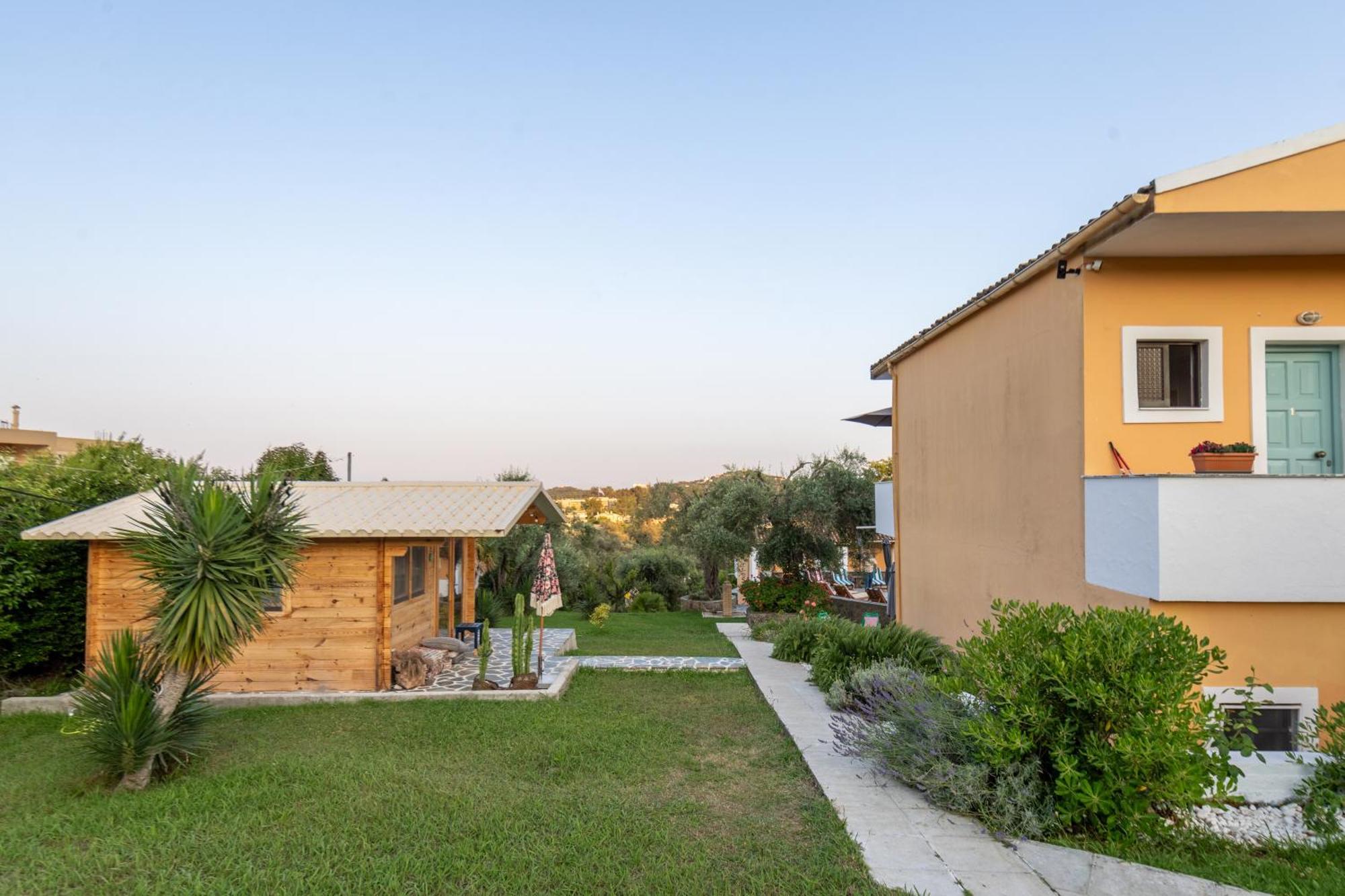 Aparthotel Little Corfu Dassia  Exterior foto