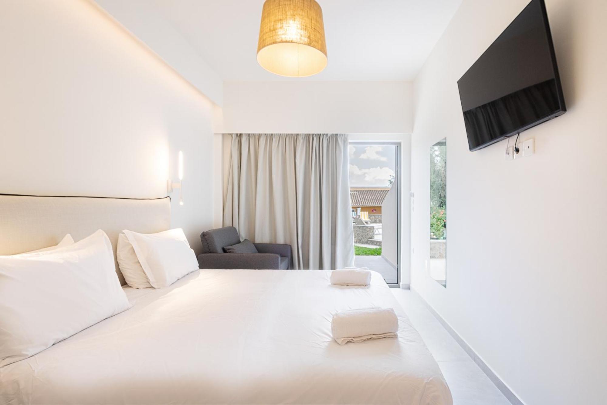 Aparthotel Little Corfu Dassia  Exterior foto